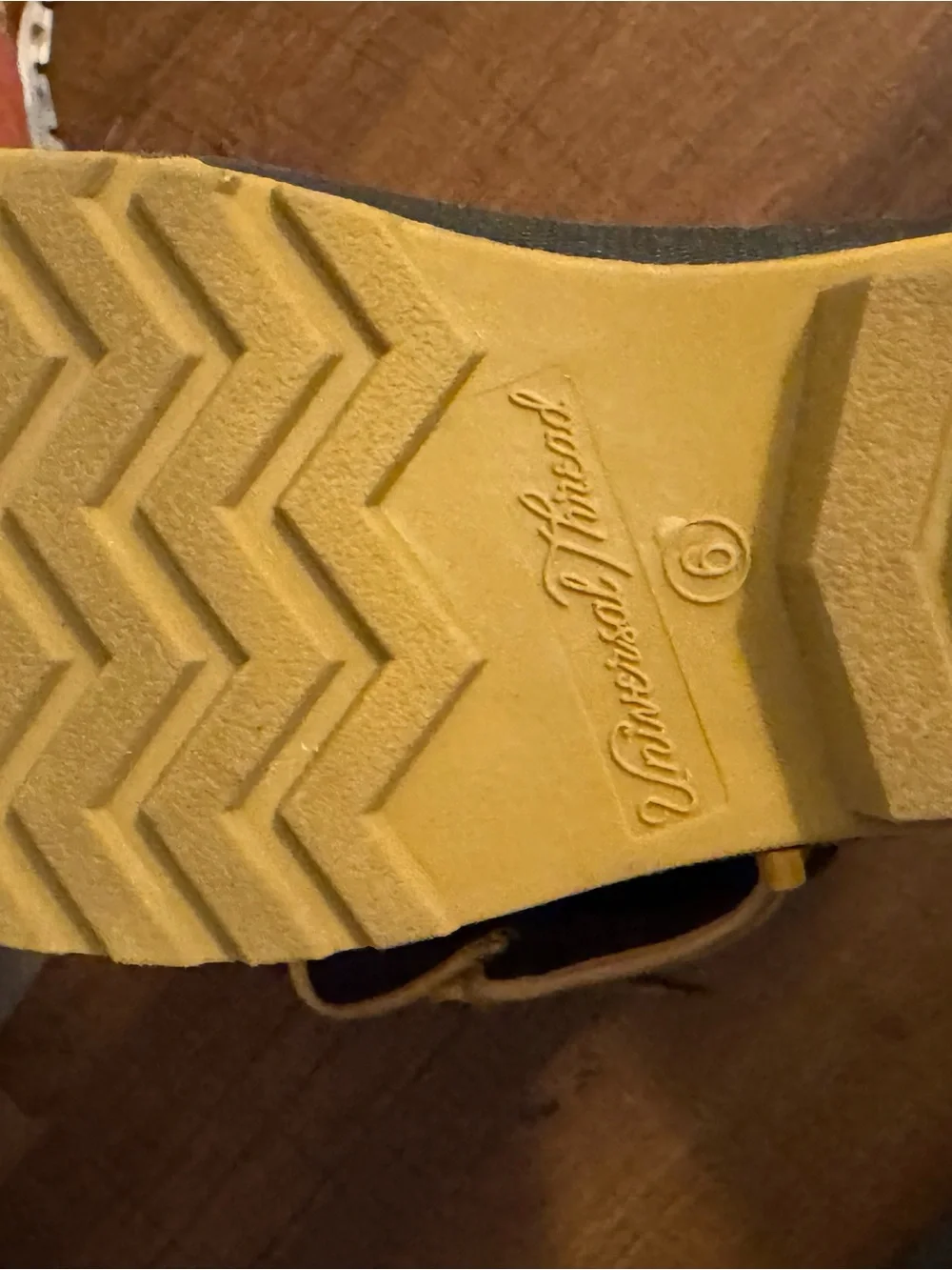 Duck Boots Women’s 6